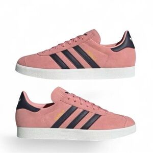 NWT Men’s Adidas Glow Pink/Black Gazelle Sneakers Size US 9.5/ UK 9